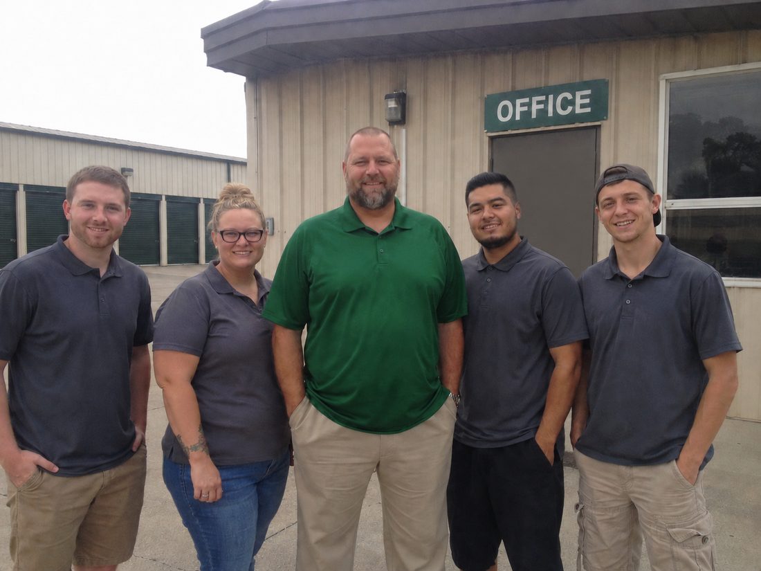 Pest control professionals in Scottsdale, AZ